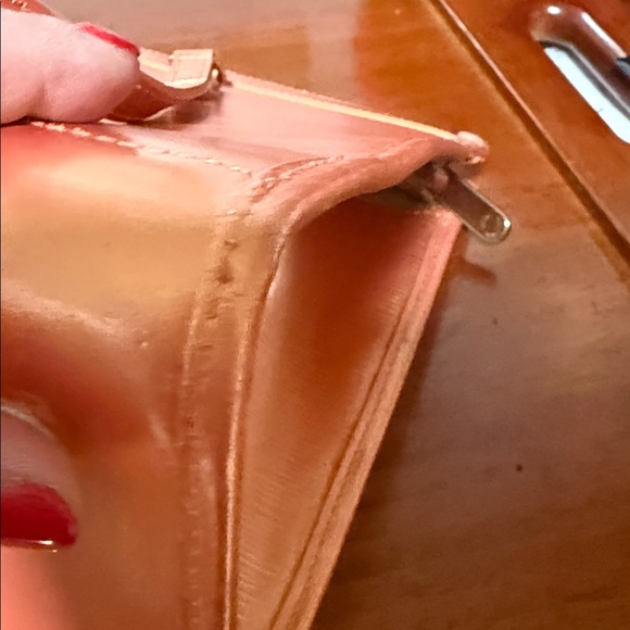 Louis Vuitton Custom Painted Rose Gold Epi Leather Zip Tote Bag - Picture 12 of 16